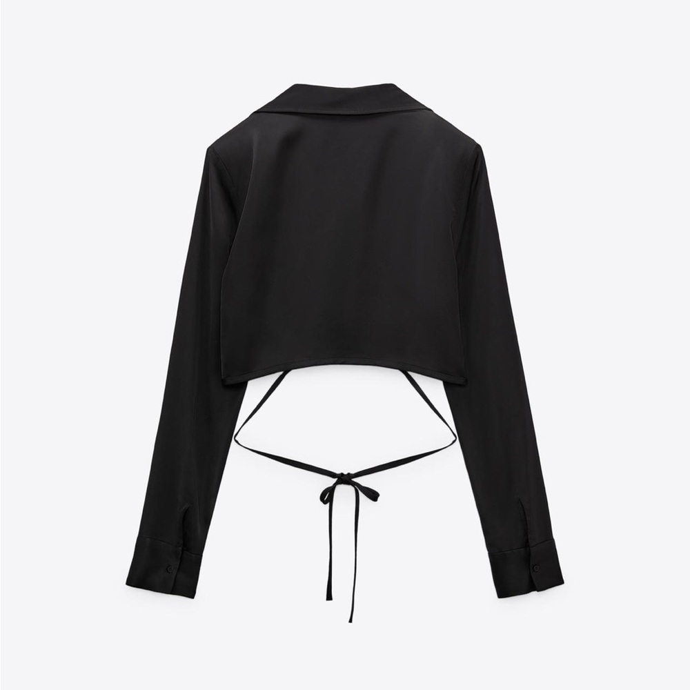 Black Cropped Long Sleeve Top